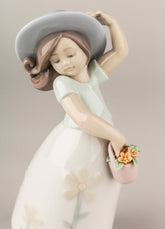 Little Daisy Girl Figurine